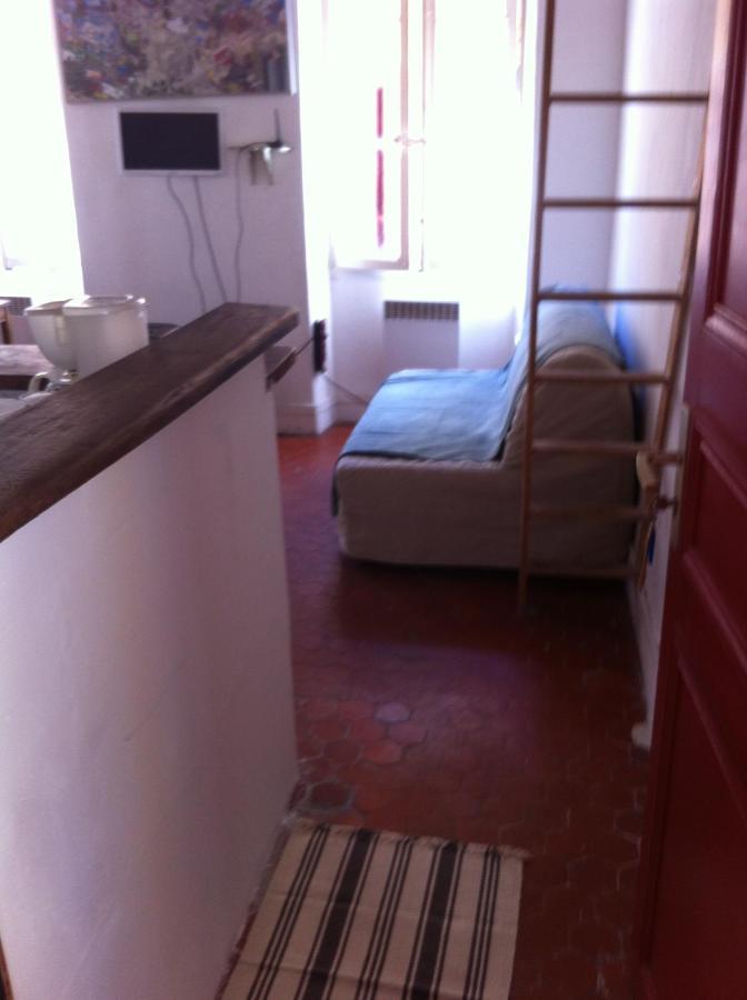 Les Petits Studios/Mezzanine Du Panier Marseille Luaran gambar